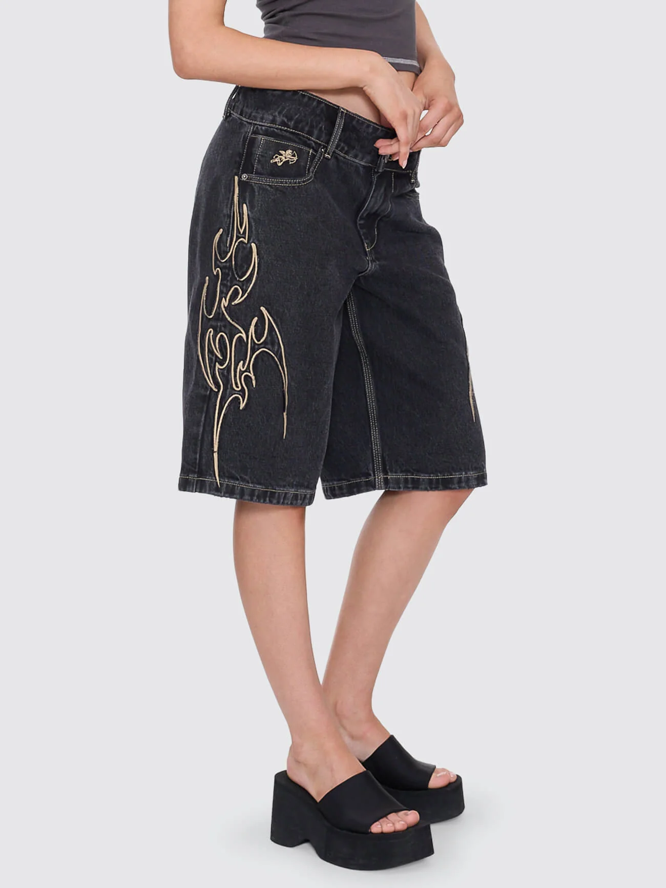 At Peace 00s Big Baggy Short - Black Rinse - Image 5