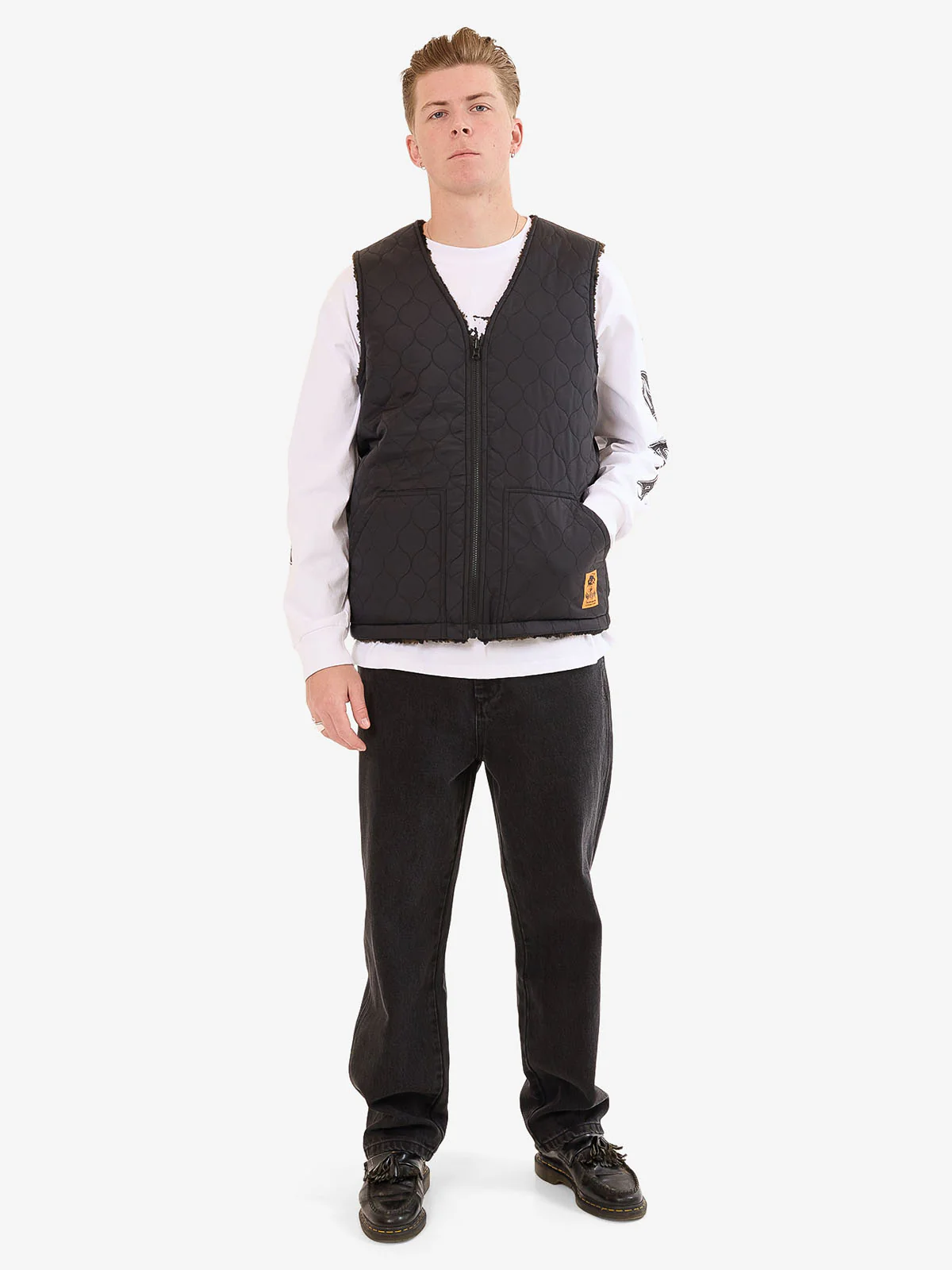 Blackwood Reversible Gilet - Chocolate - Image 3