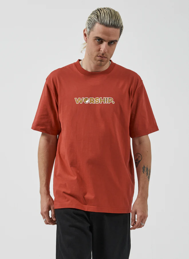 Core Tee - Washed Red