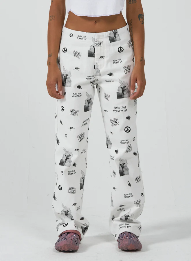 Disorderly Hiatus Pant - White