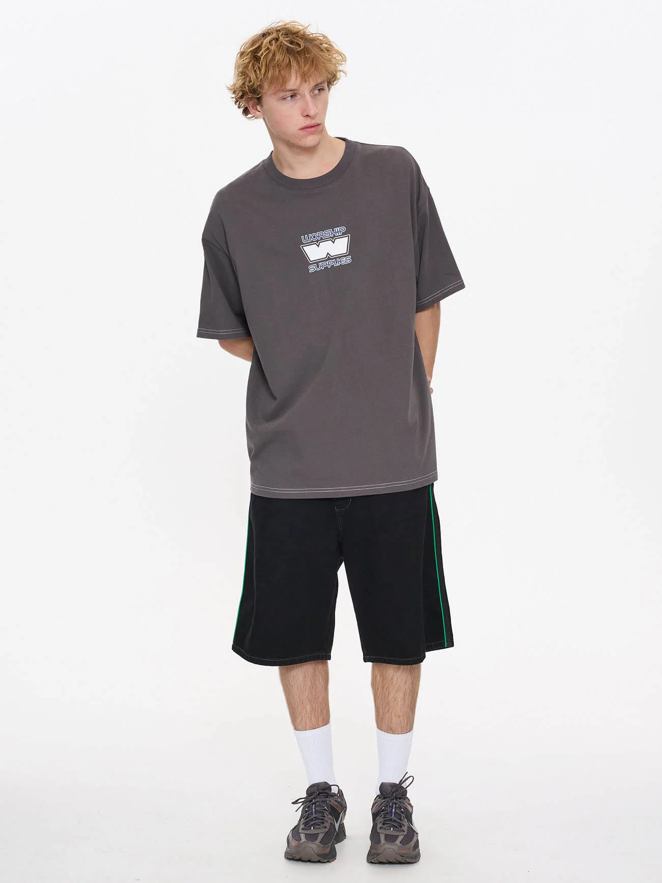 Grand Prix Oversize Tee - Worn Black - Image 9