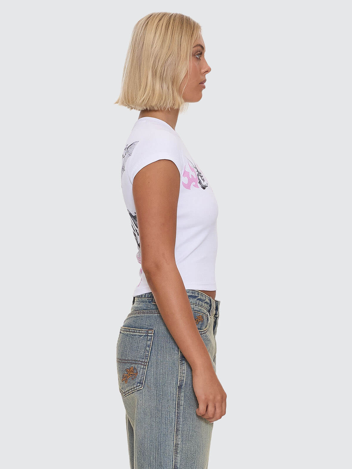 Horns Cap Sleeve Tee - White - Image 7