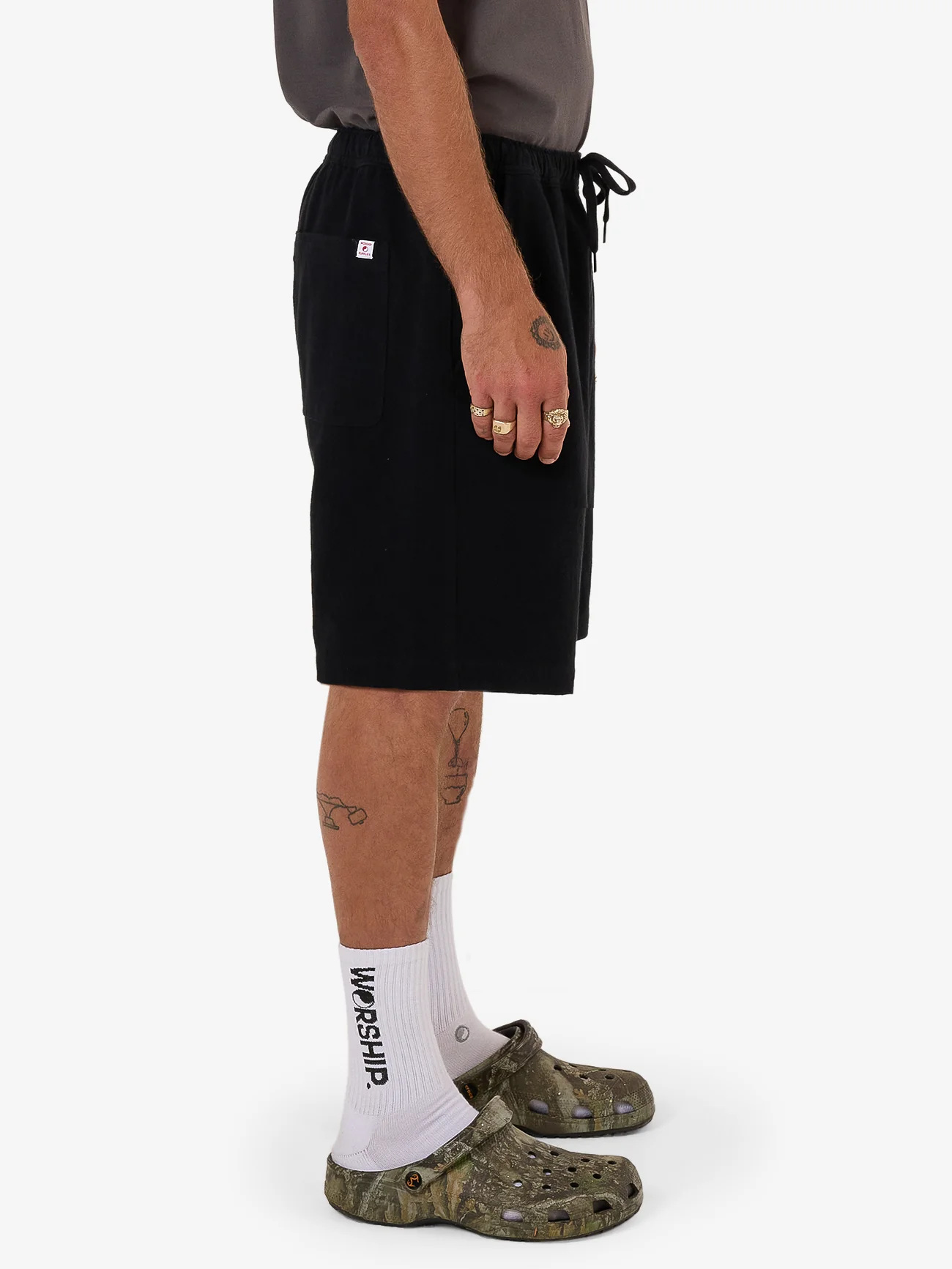 Inherit Baggy Cotton Linen Short - Black - Image 4