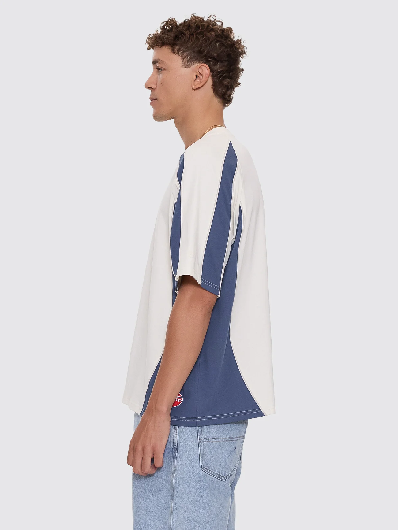 Laps Panel Oversize Raglan Tee - Zine - Image 4