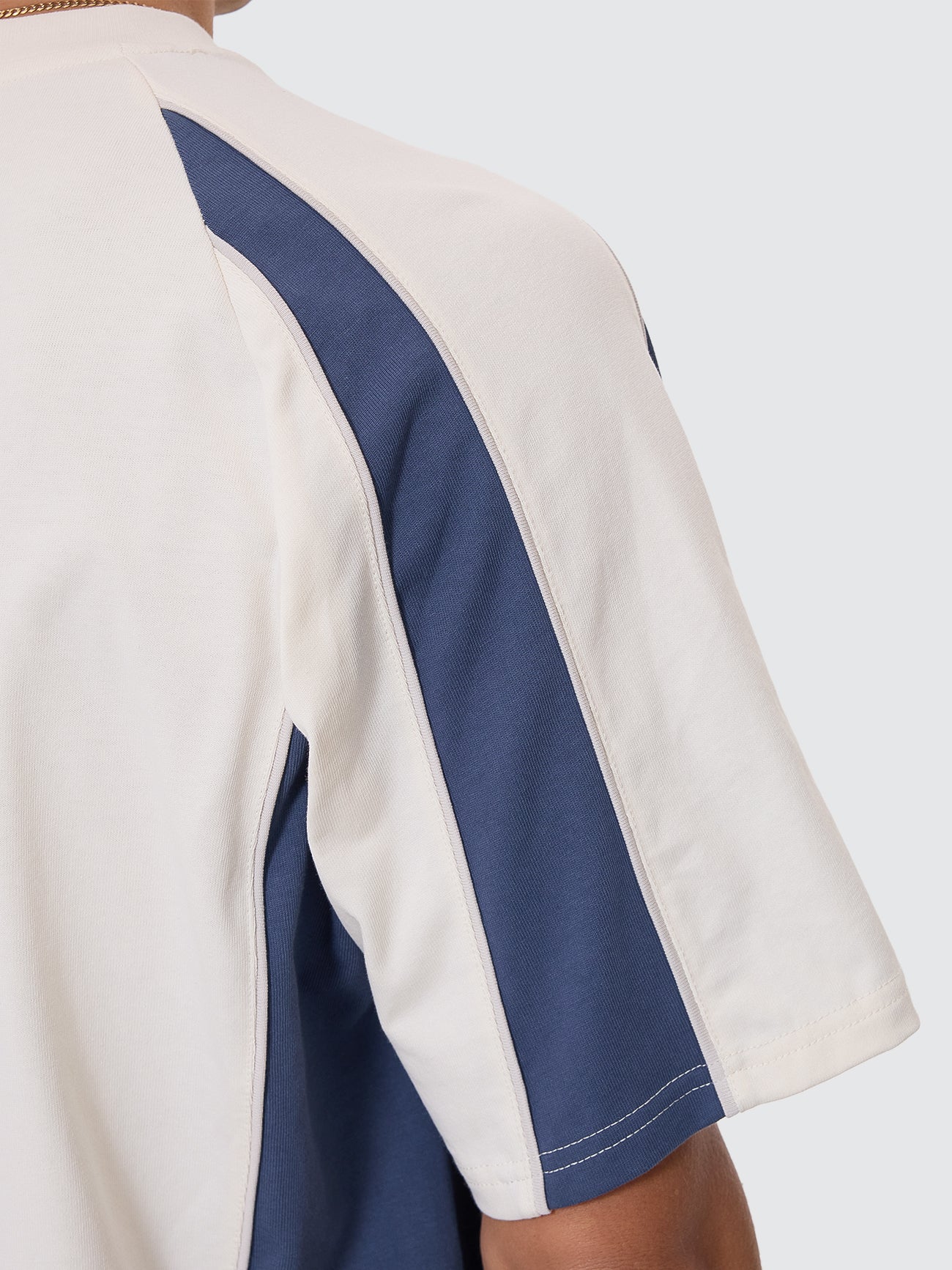 Laps Panel Oversize Raglan Tee - Zine - Image 8
