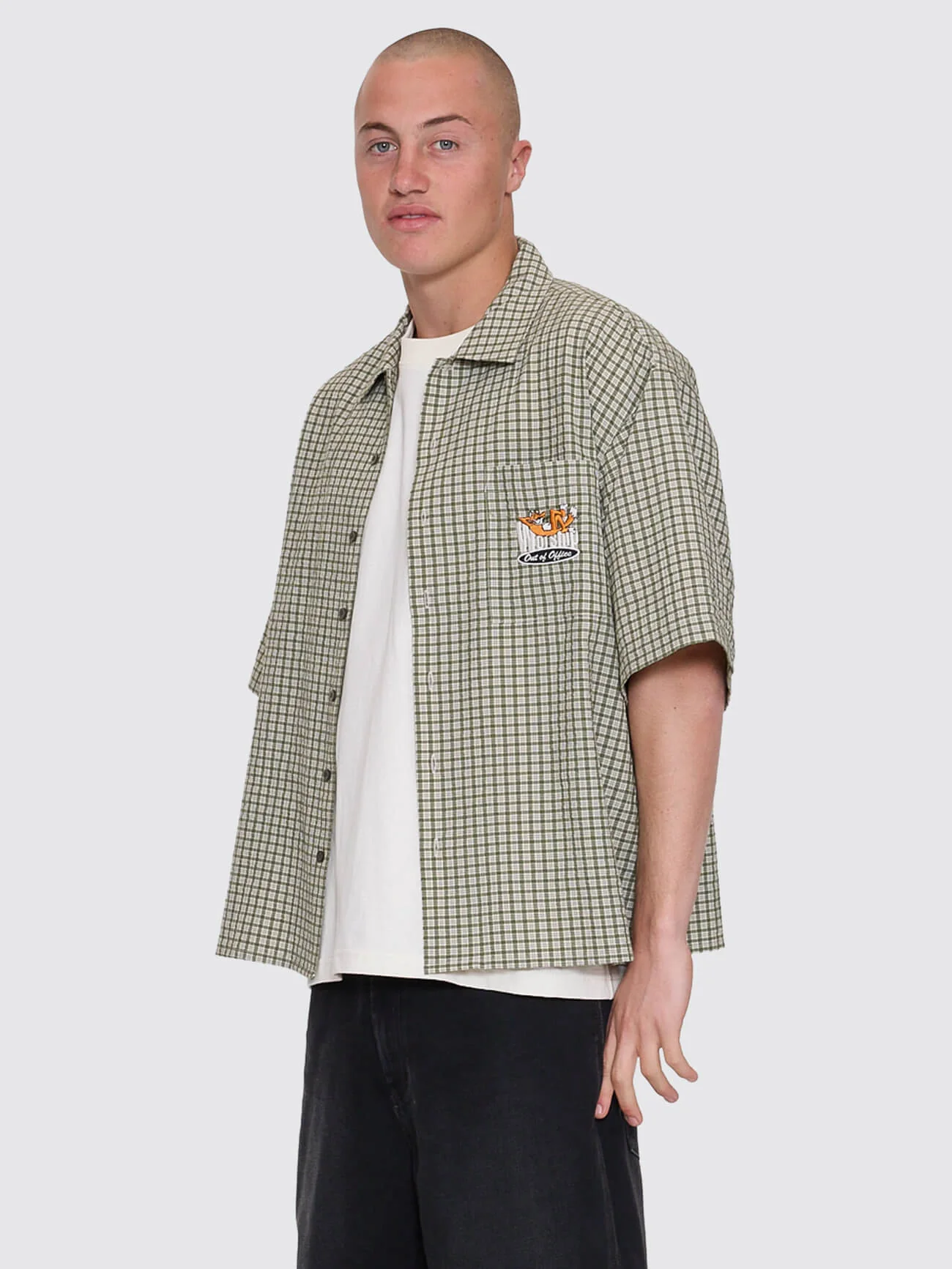 On Leave Box Fit Cropped Short Sleeve Shirt - Cali Green - Image 4