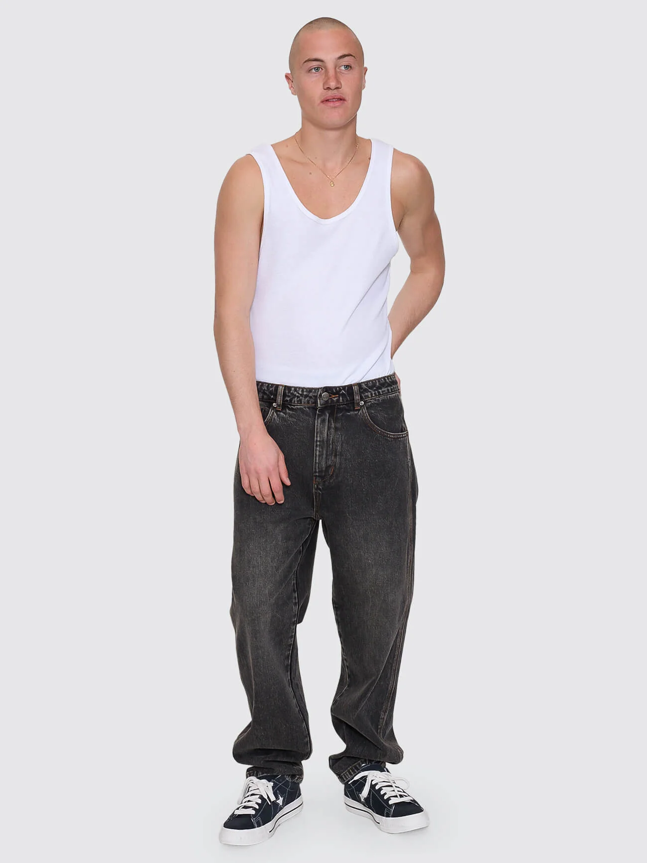 Trudge Lounger Jean - Dirty Black - Image 6