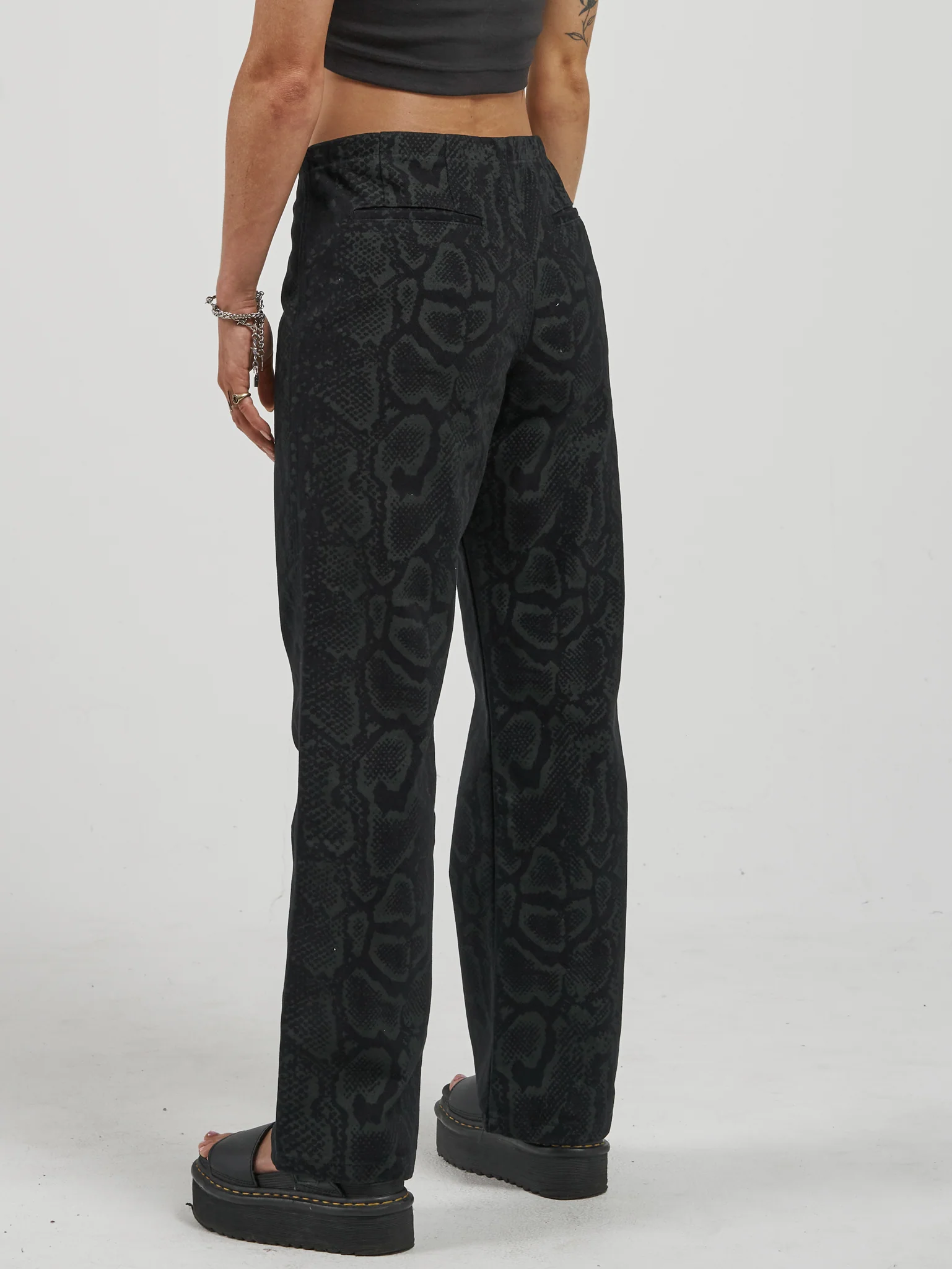 Viper Hiatus Pant - Black - Image 4