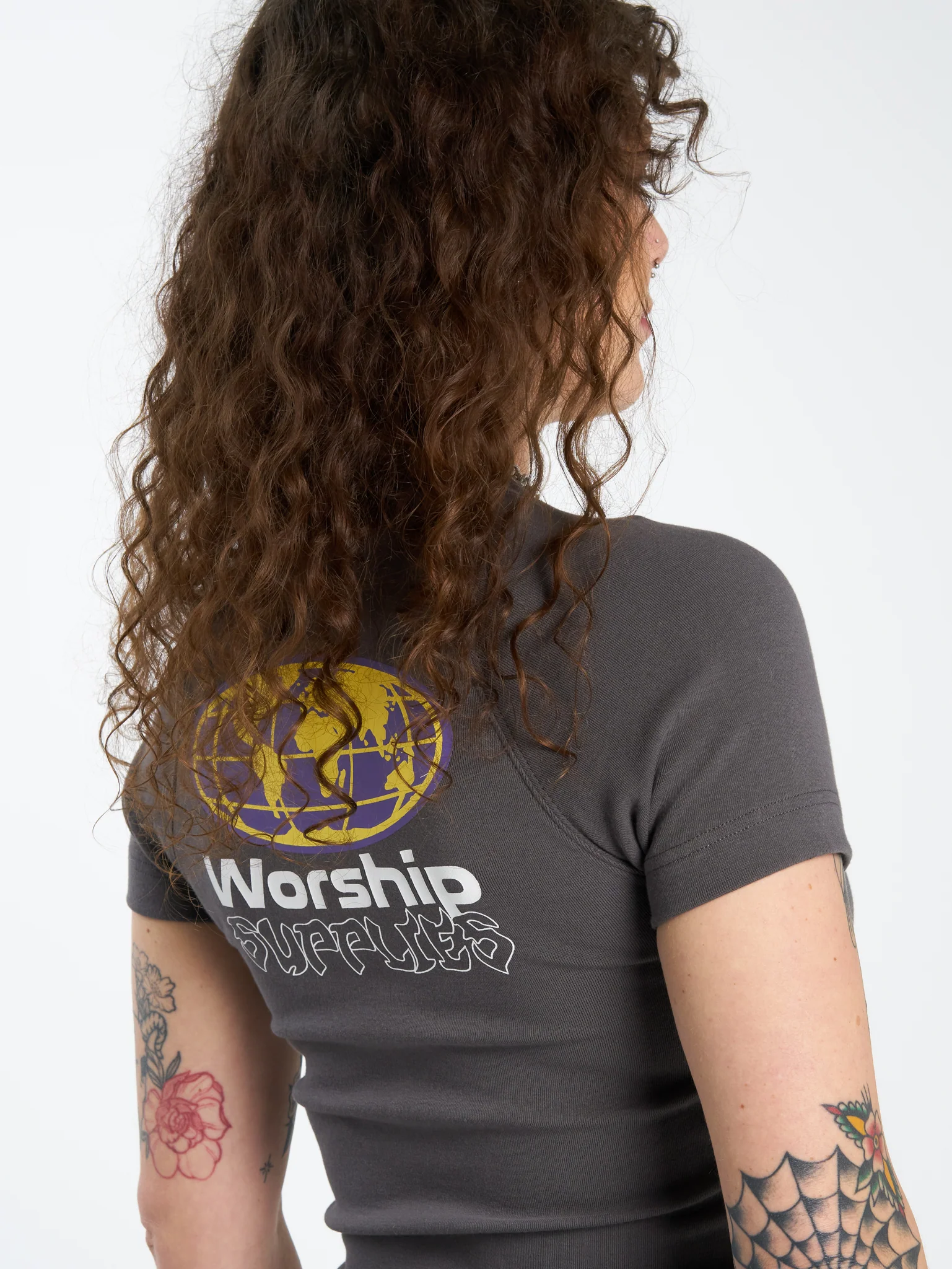 Win Win Slim Raglan Tee - Worn Black - Image 4